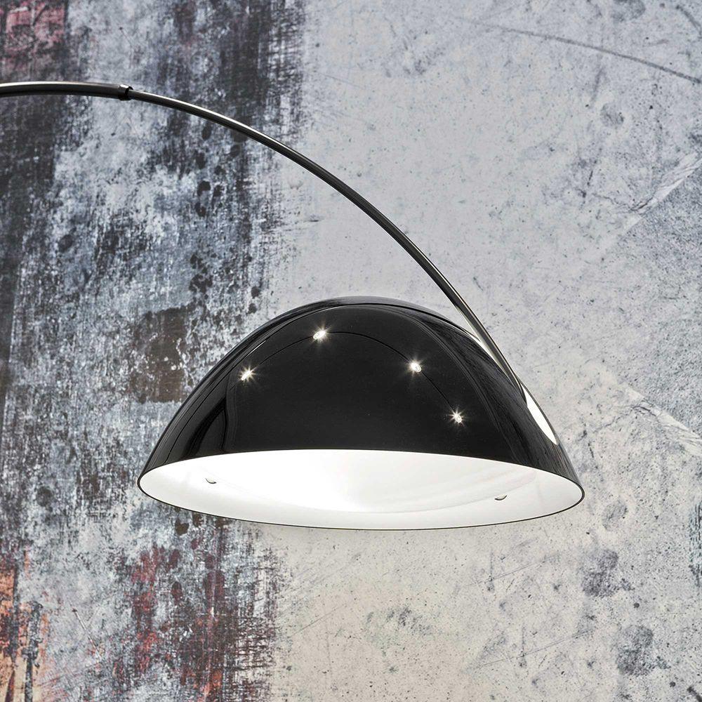 Lampadaire Verse Arc - Design Scandinave Élégant avec Bras Réglable et Éclairage LED