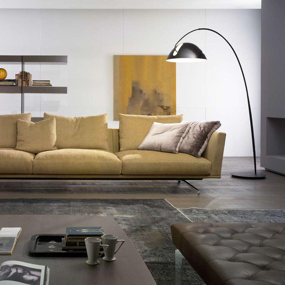 Lampadaire Verse Arc - Design Scandinave Élégant avec Bras Réglable et Éclairage LED