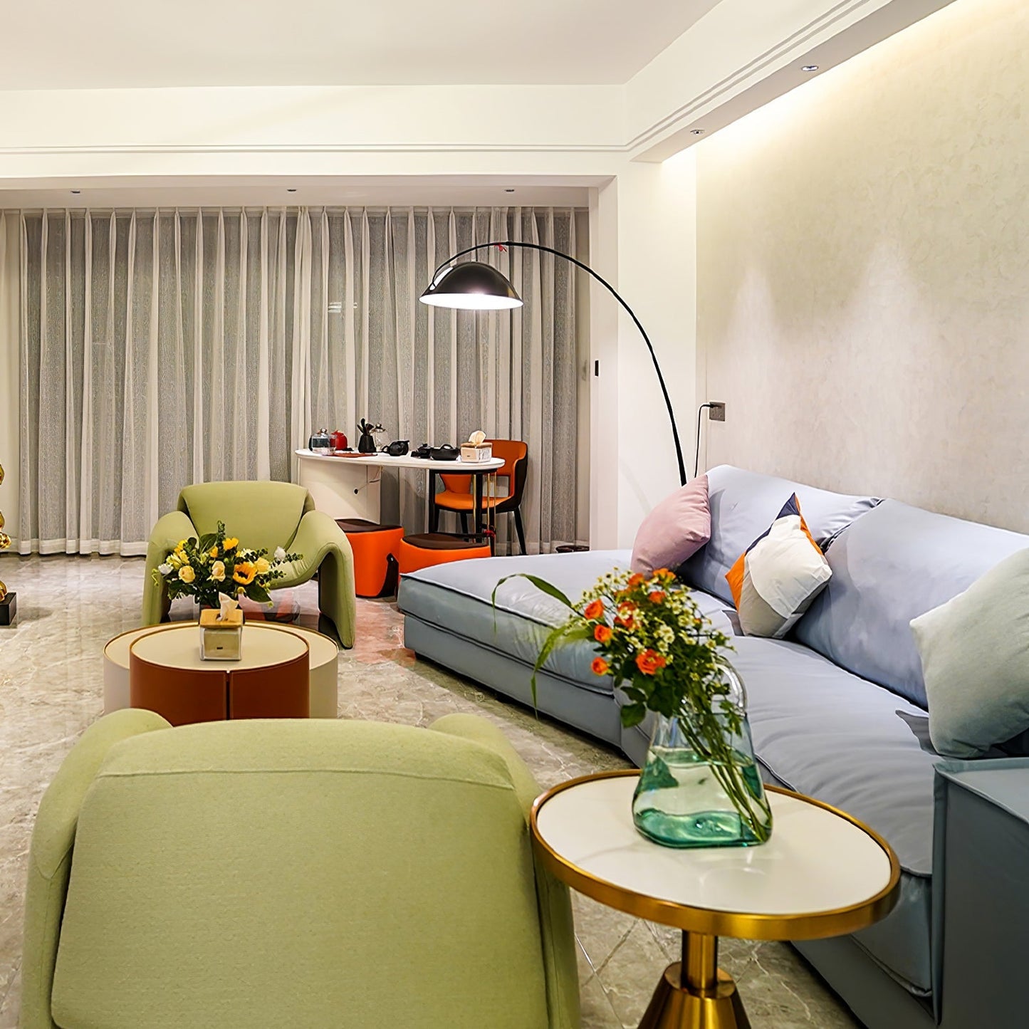 Lampadaire Verse Arc - Design Scandinave Élégant avec Bras Réglable et Éclairage LED