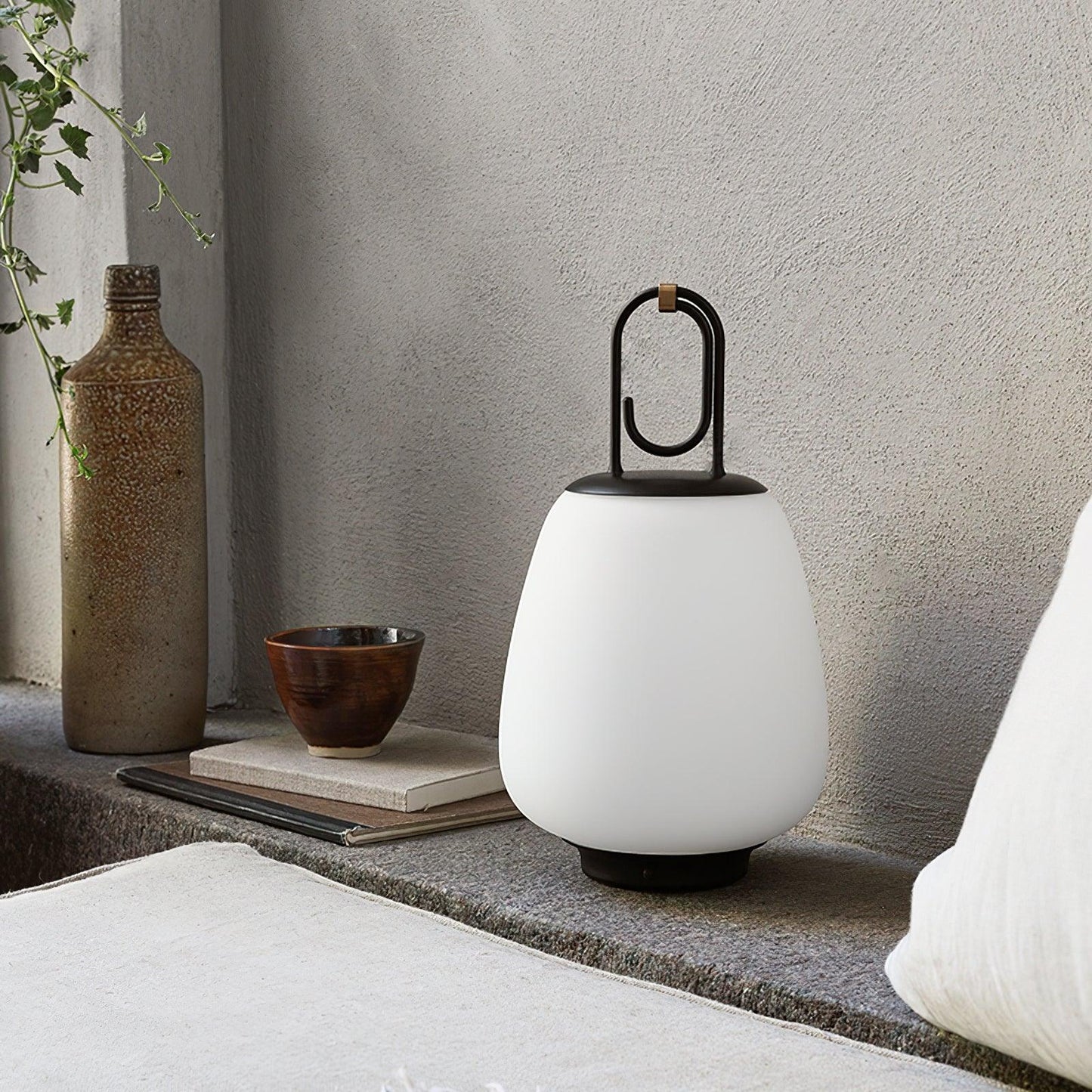 Lampe de Table Portable avec Recharge USB – Design Scandinave Élégant et Lumière Dimmable