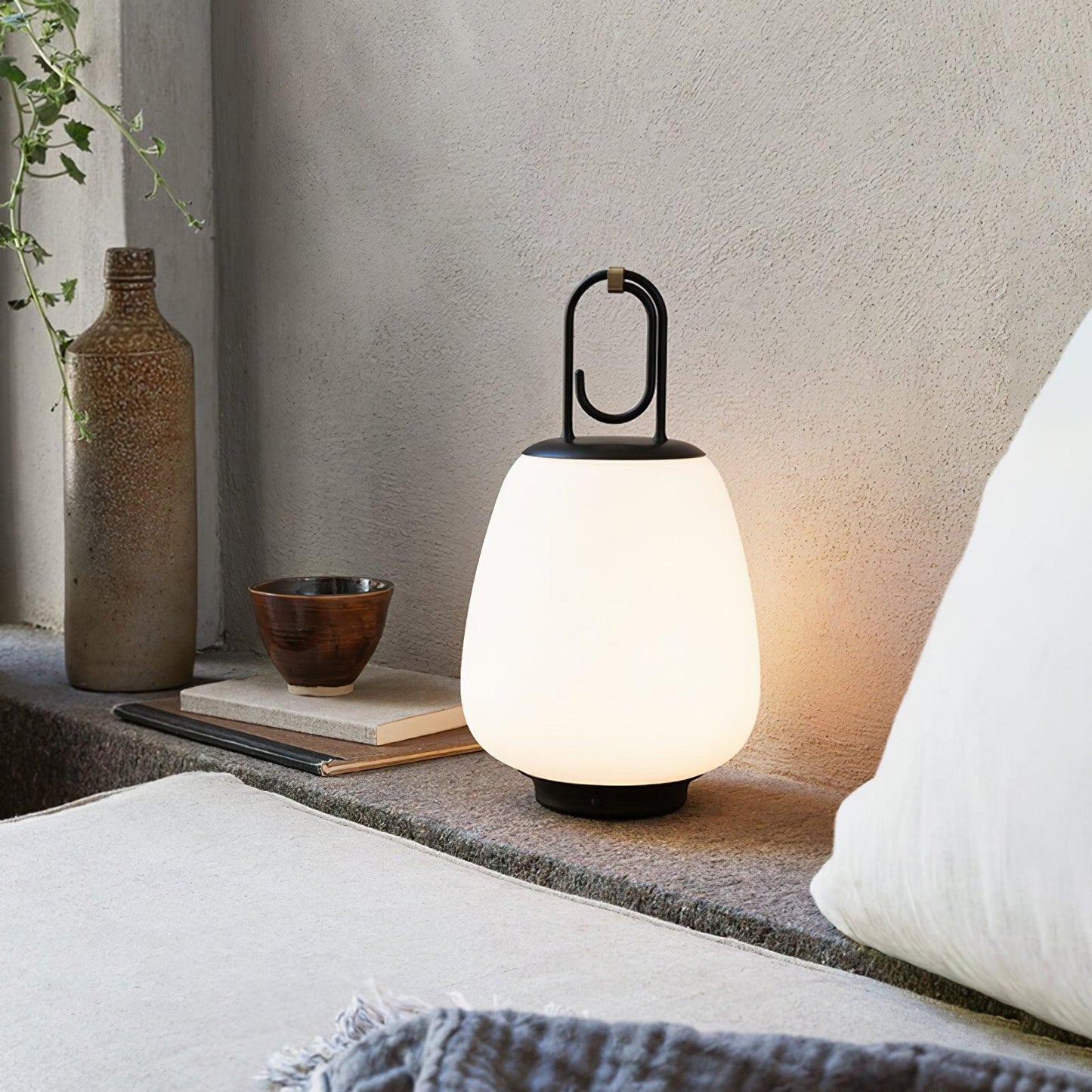 Lampe de Table Portable avec Recharge USB – Design Scandinave Élégant et Lumière Dimmable