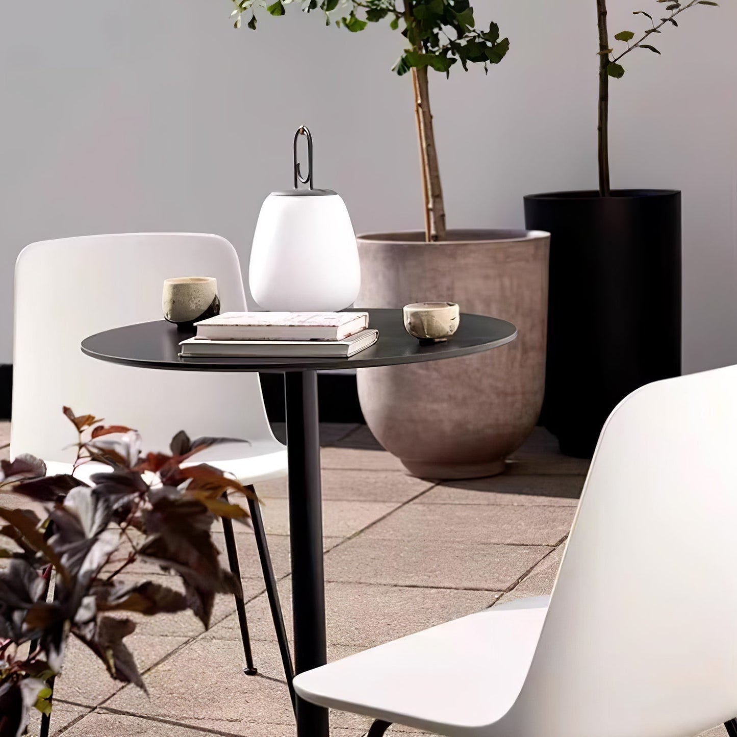 Lampe de Table Portable avec Recharge USB – Design Scandinave Élégant et Lumière Dimmable