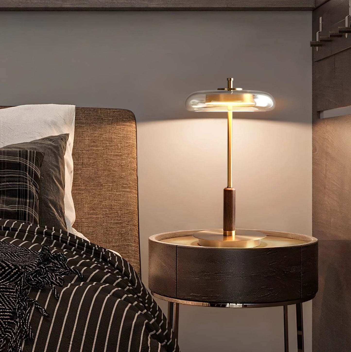 Lampe de Table Ronaldo - Design Moderne en Métal et Verre avec Technologie LED - Lumière Douce et Élégante