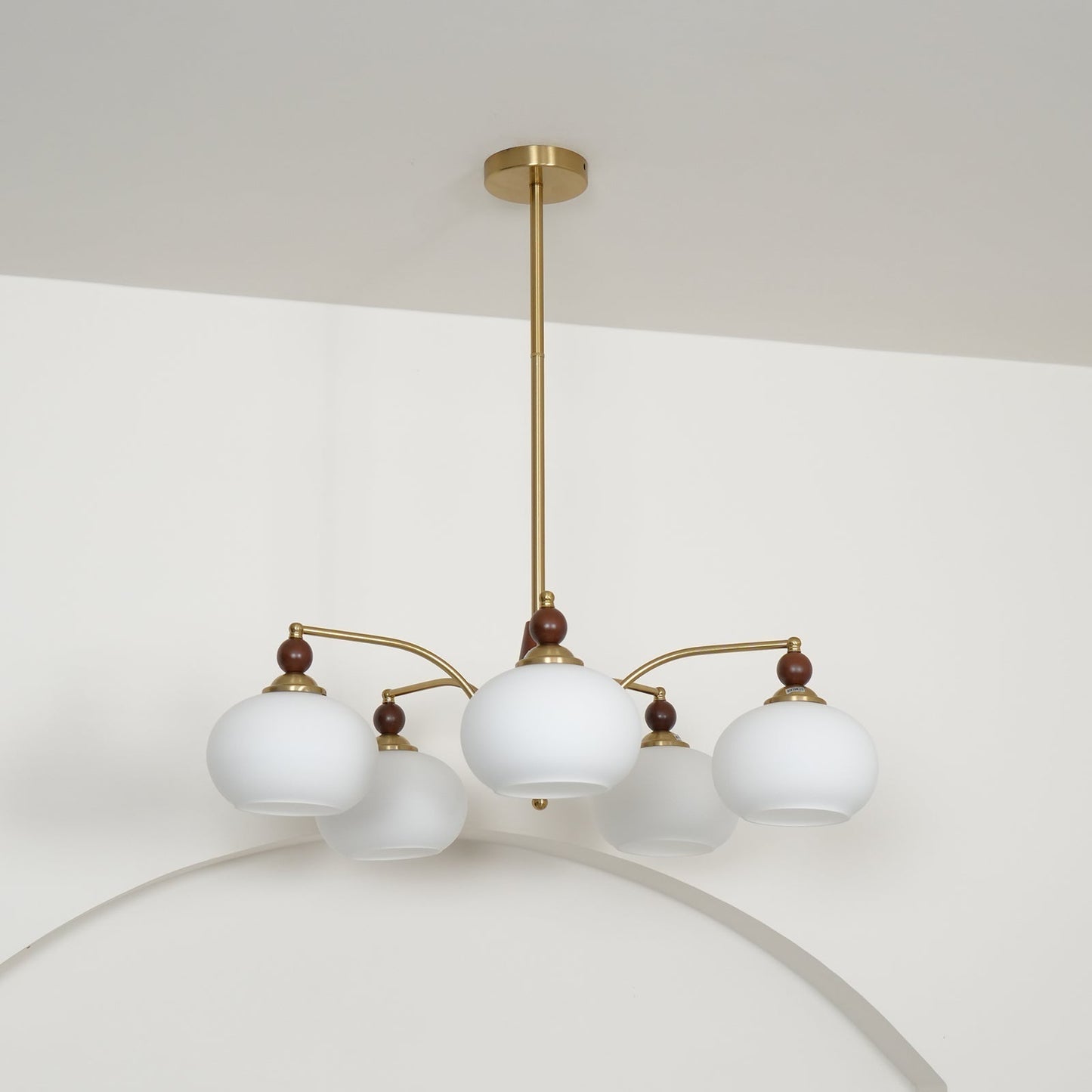 Chandelier Retro Melodica - Élégance Victoriienne et Artisanat Moderne