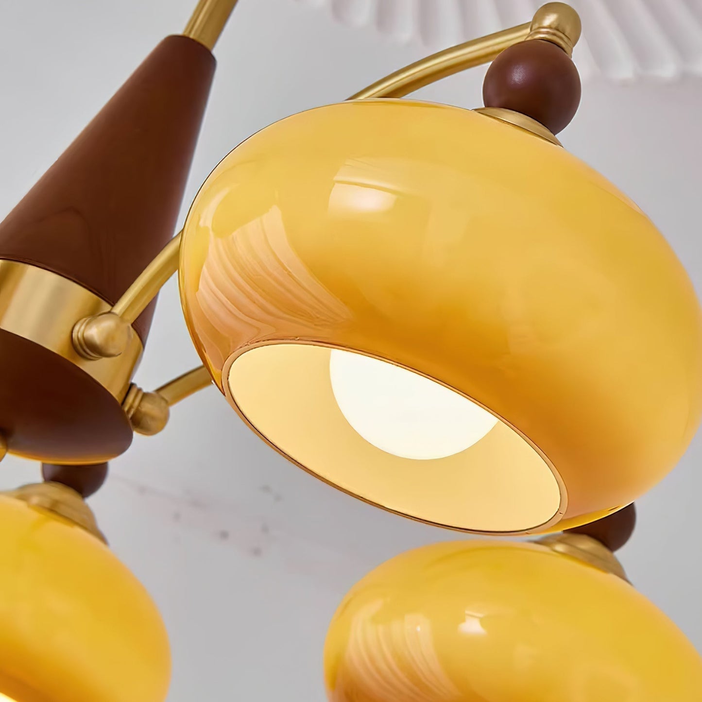 Chandelier Retro Melodica - Élégance Victoriienne et Artisanat Moderne