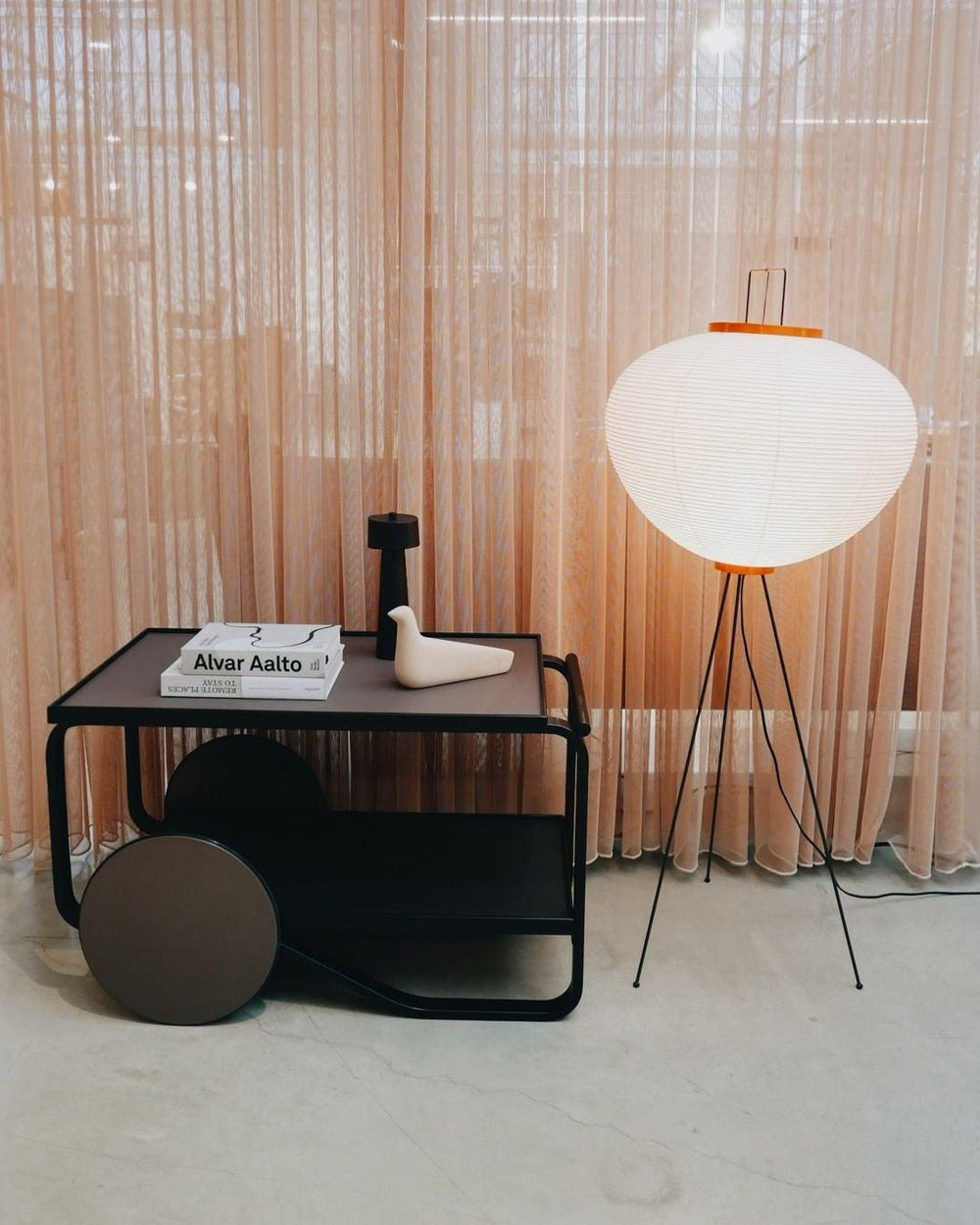 Lampadaire en Papier de Riz - Élégance Minimaliste pour Salon et Chambre