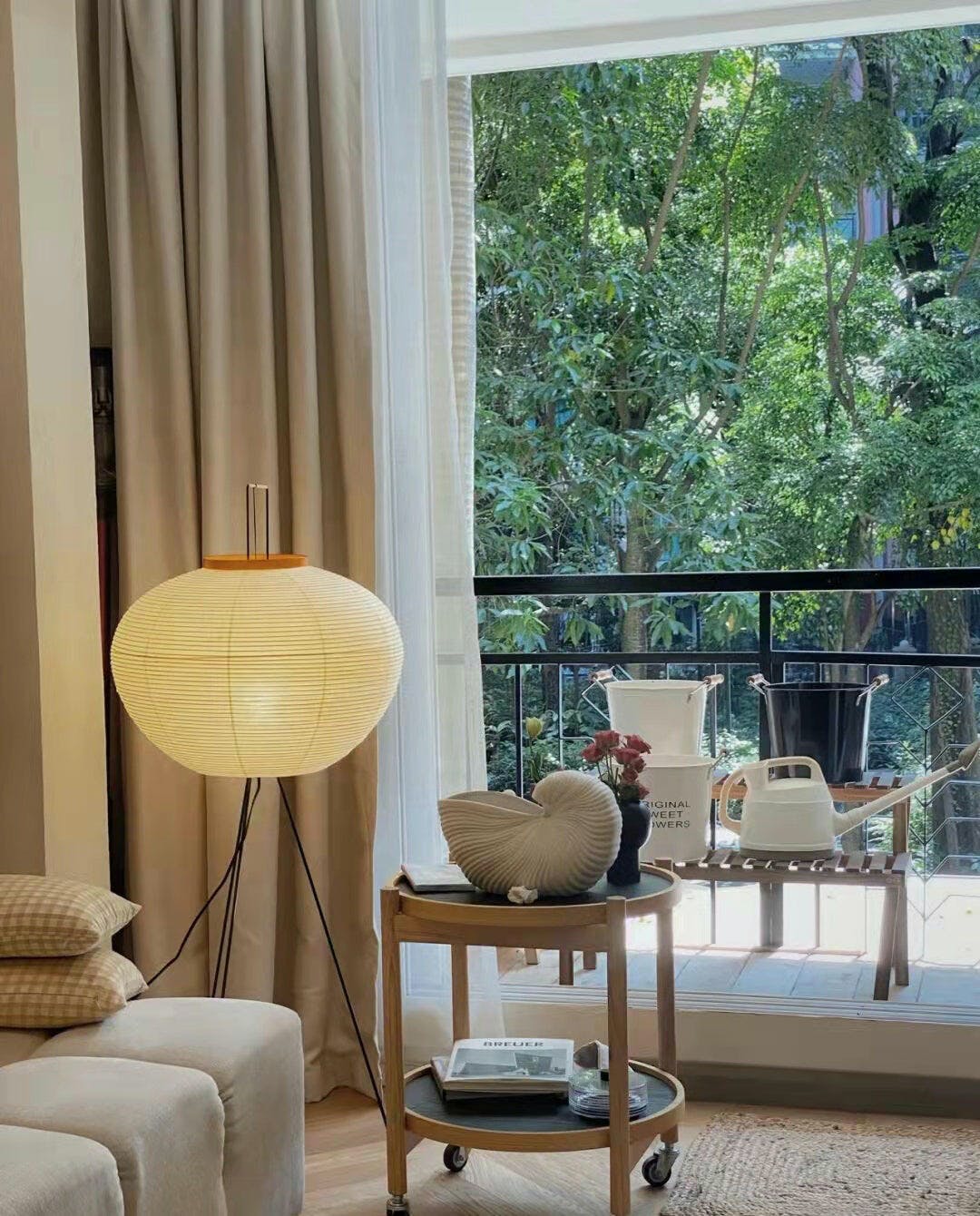 Lampadaire en Papier de Riz - Élégance Minimaliste pour Salon et Chambre