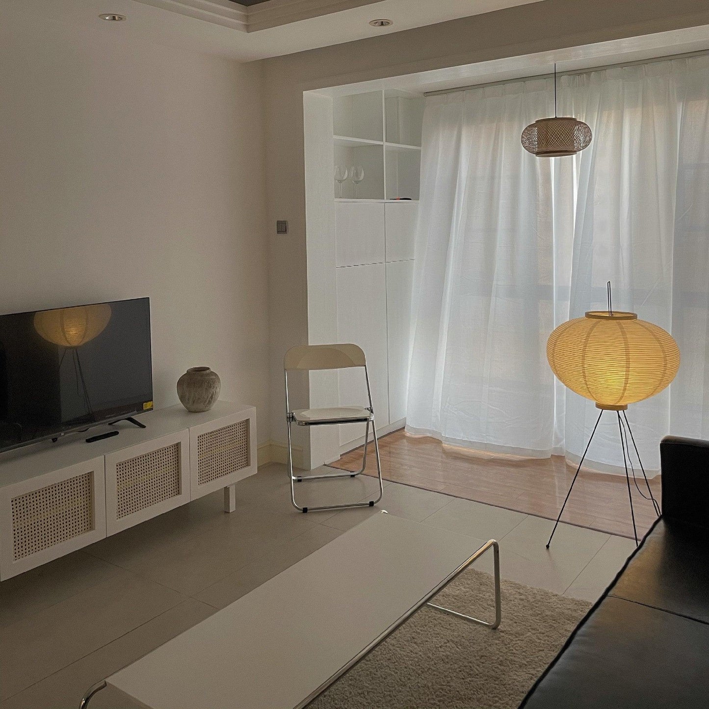 Lampadaire en Papier de Riz - Élégance Minimaliste pour Salon et Chambre