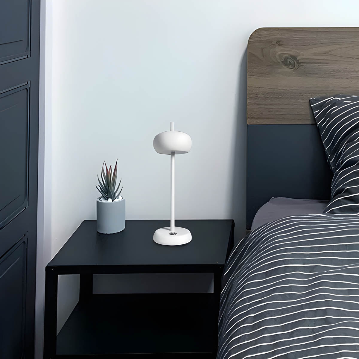 Lampe de Table RINE - Design Moderne et Minimaliste avec Lumière LED Réglable