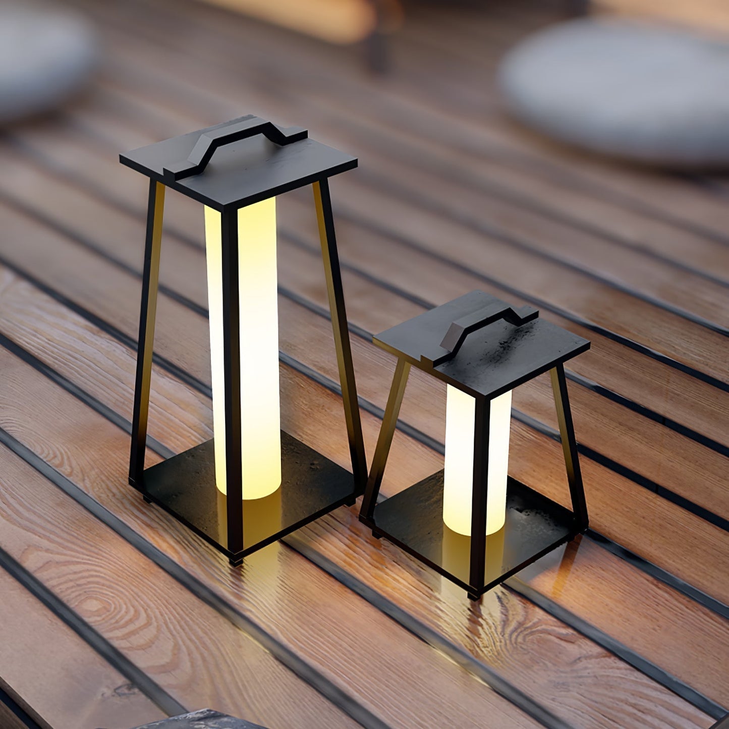 Lampe Extérieure Portable Roam en Acier Inoxydable avec Éclairage LED - Design Élégant et Pratique