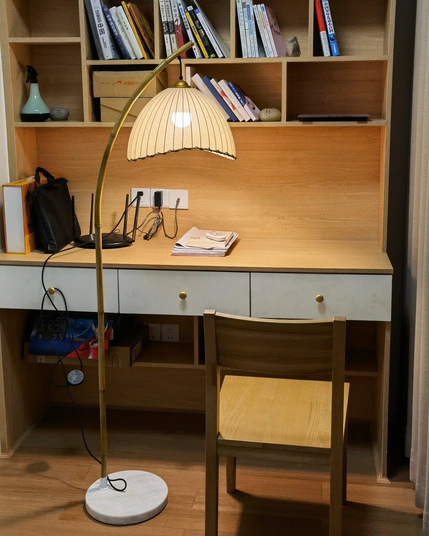 Lampe Sur Pied Japonaise en Bambou - Design Zen Minimaliste avec Douille E27
