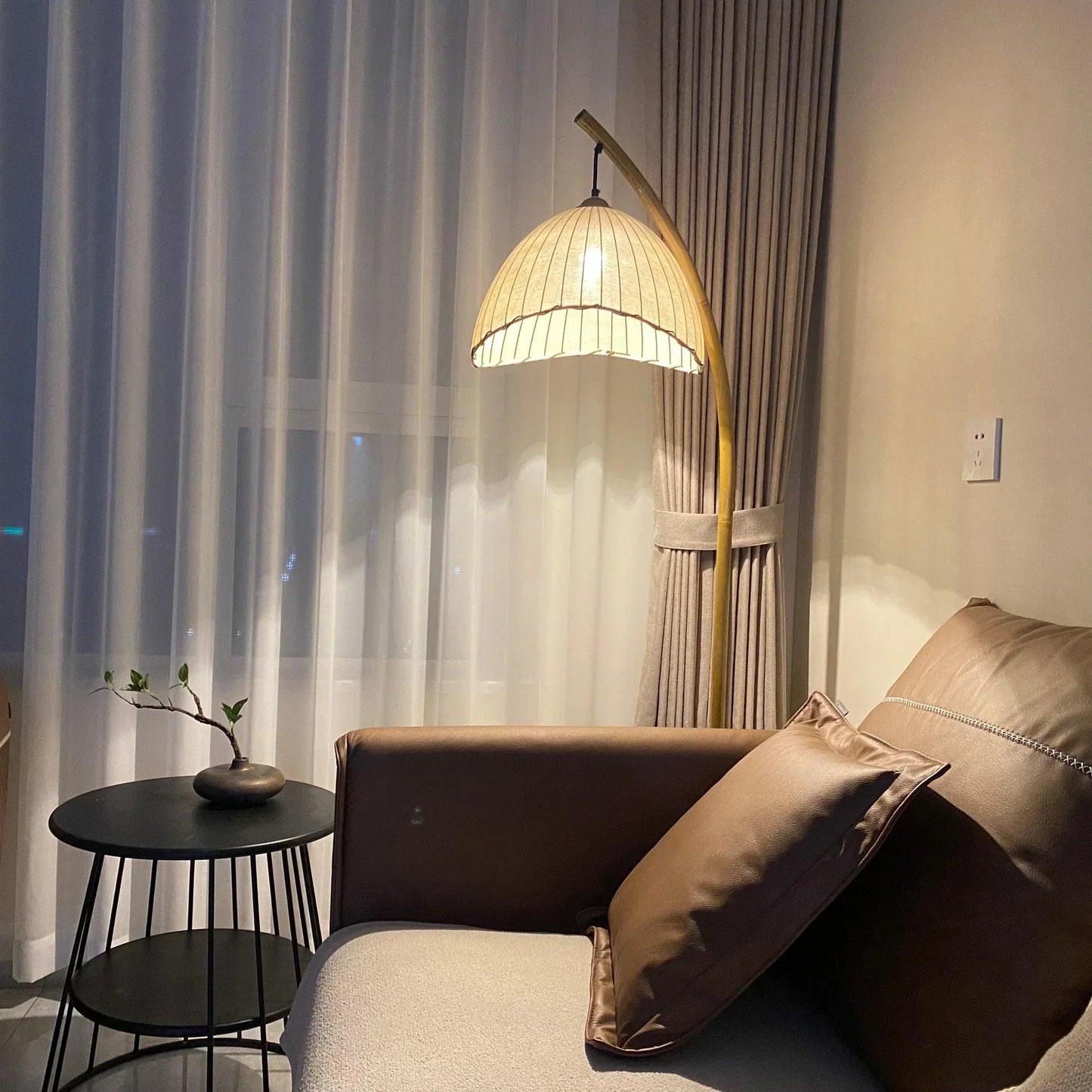 Lampe Sur Pied Japonaise en Bambou - Design Zen Minimaliste avec Douille E27