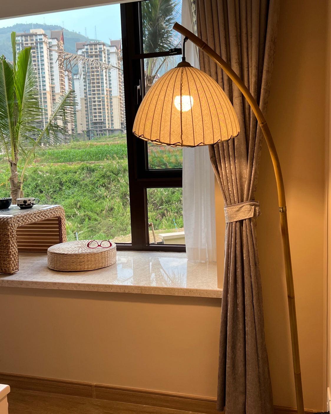 Lampe Sur Pied Japonaise en Bambou - Design Zen Minimaliste avec Douille E27