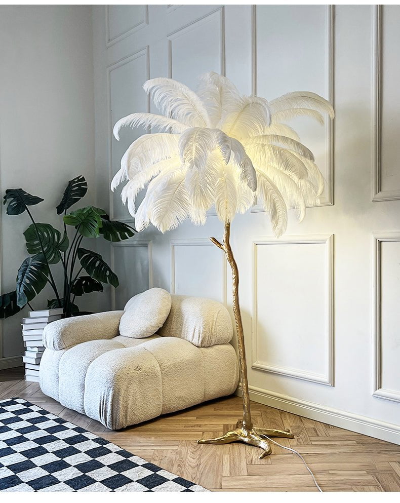 Lampe sur Pied avec Plumes d’Autruche – Élégance et Design Moderne en Résine