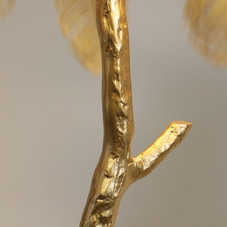 Lampe sur Pied avec Plumes d’Autruche – Élégance et Design Moderne en Résine