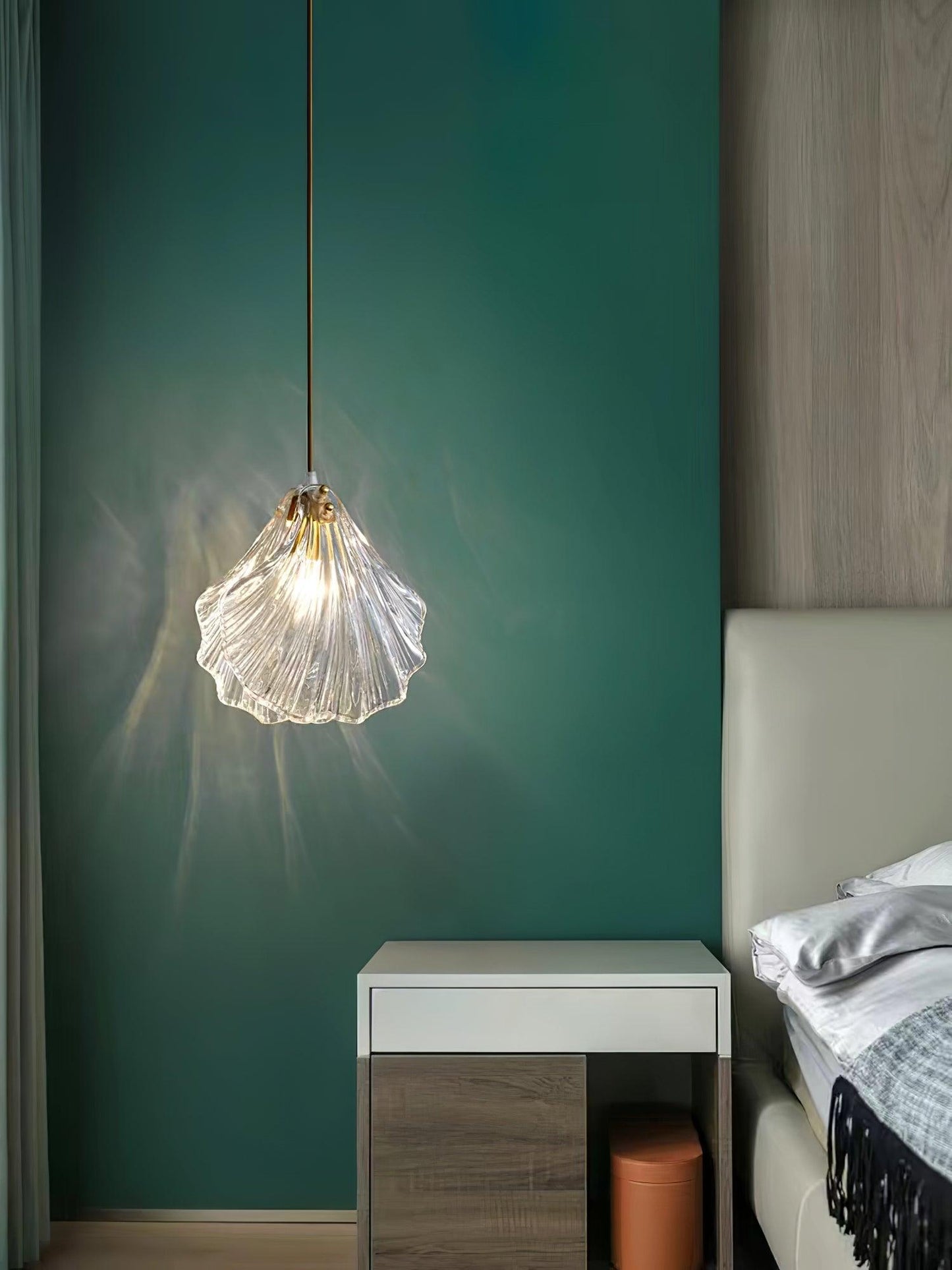 Suspension Mini Shell Design en Verre et Laiton – Lampe Moderne à Suspendre