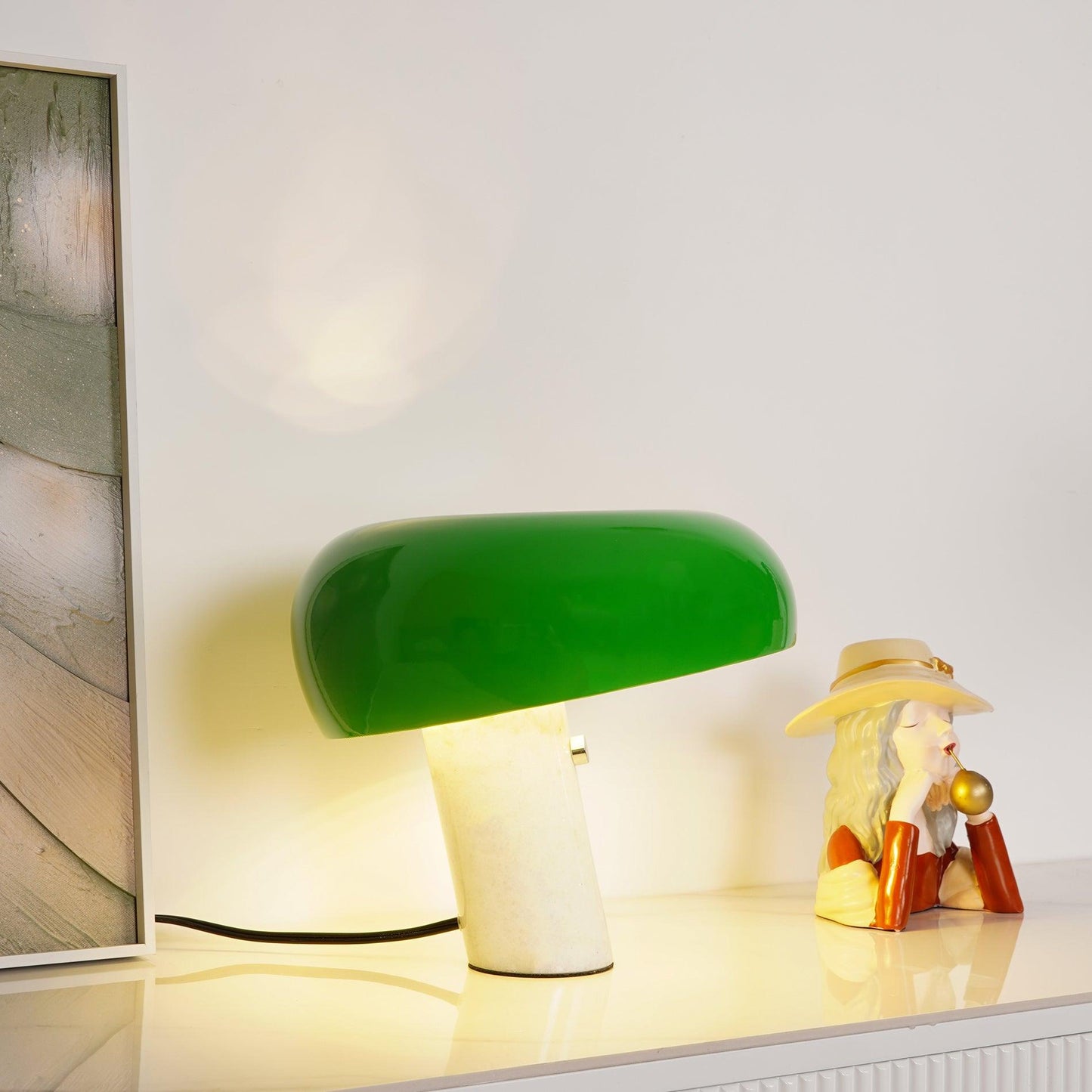 Lampe de Table Art Marble - Élégante en Marbre de Carrare et Métal avec LED