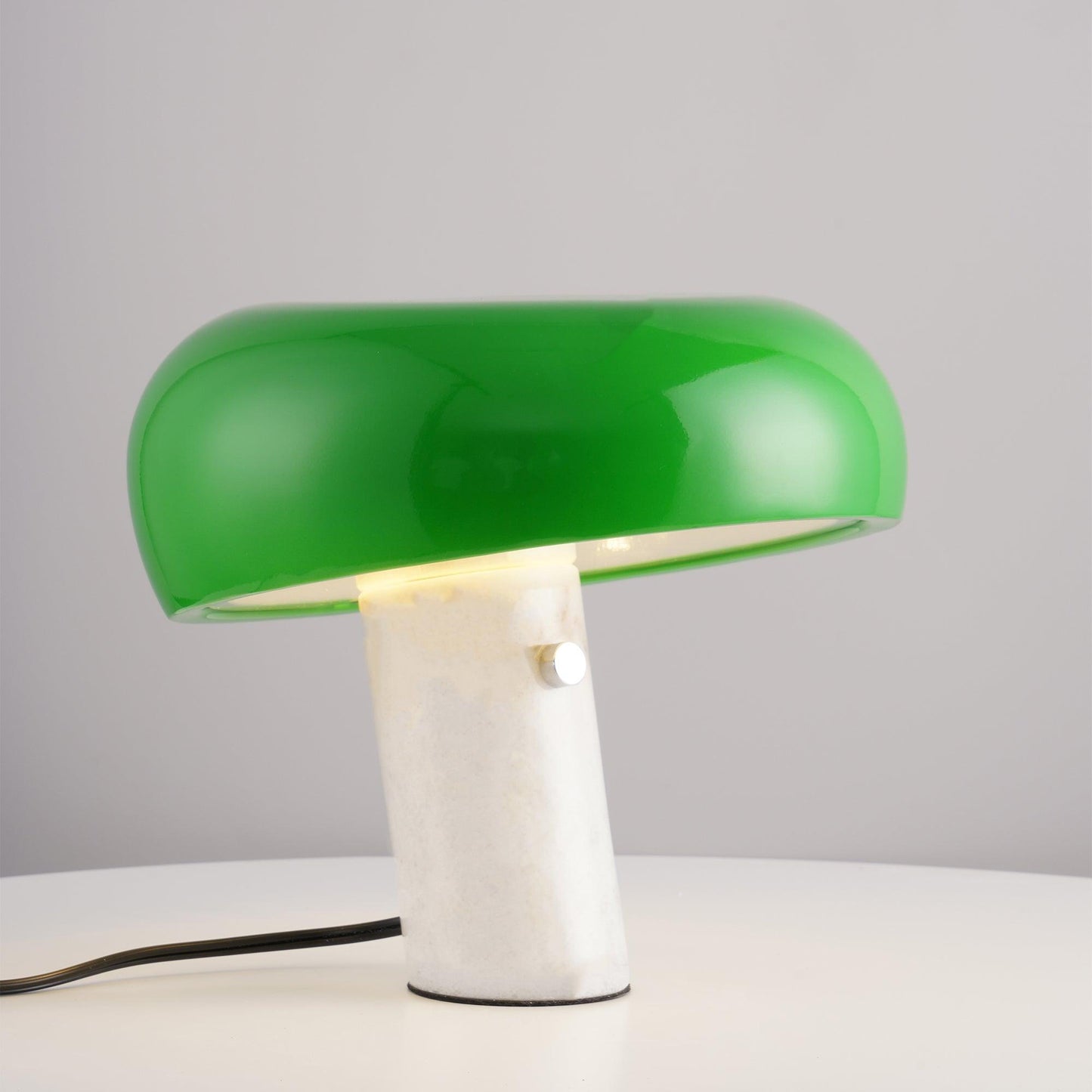 Lampe de Table Art Marble - Élégante en Marbre de Carrare et Métal avec LED