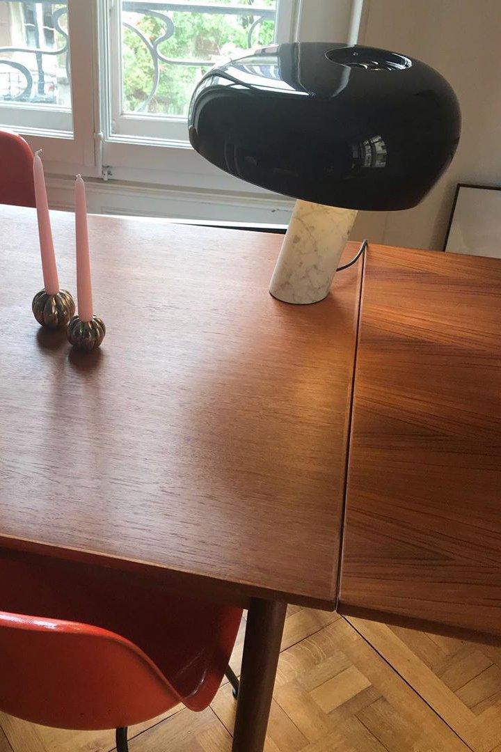 Lampe de Table Art Marble - Élégante en Marbre de Carrare et Métal avec LED