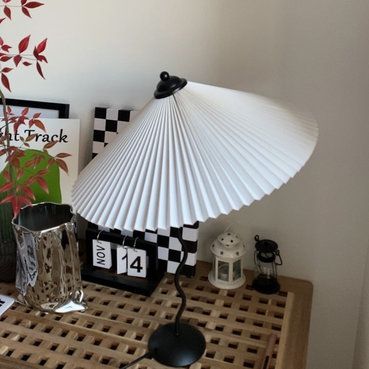 Lampe de Table Squiggle – Lampe Moderne au Design Ondulé pour Salon, Chambre et Bureau