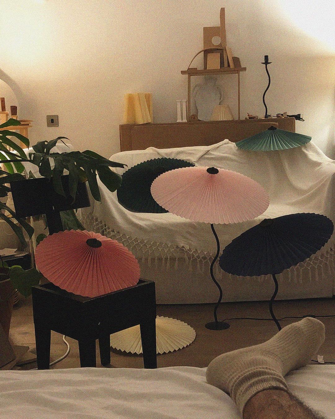 Lampe de Table Squiggle – Lampe Moderne au Design Ondulé pour Salon, Chambre et Bureau