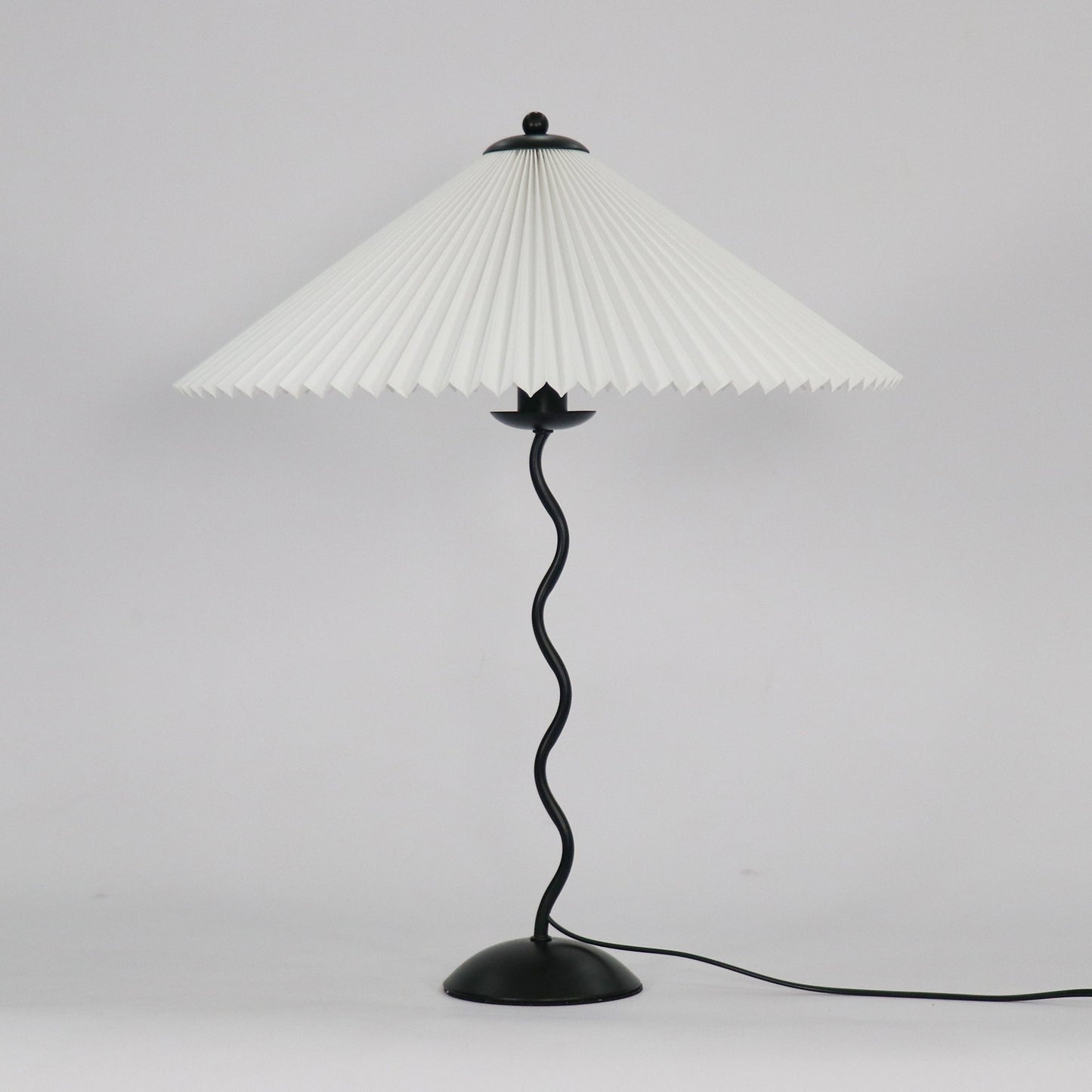 Lampe de Table Squiggle – Lampe Moderne au Design Ondulé pour Salon, Chambre et Bureau