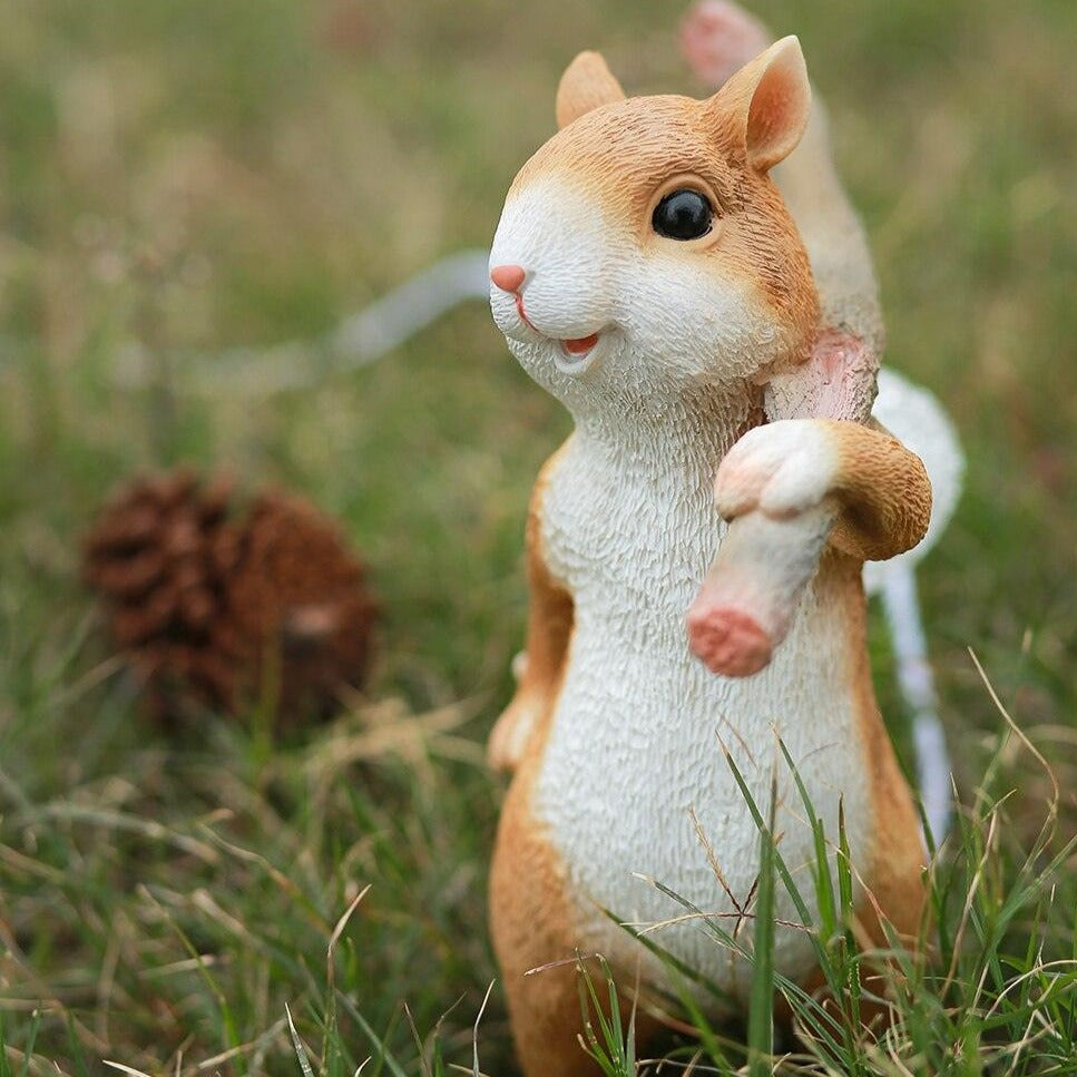 Lampe de Table Écureuil – Lampe Décorative LED avec Base en Résine et Verre