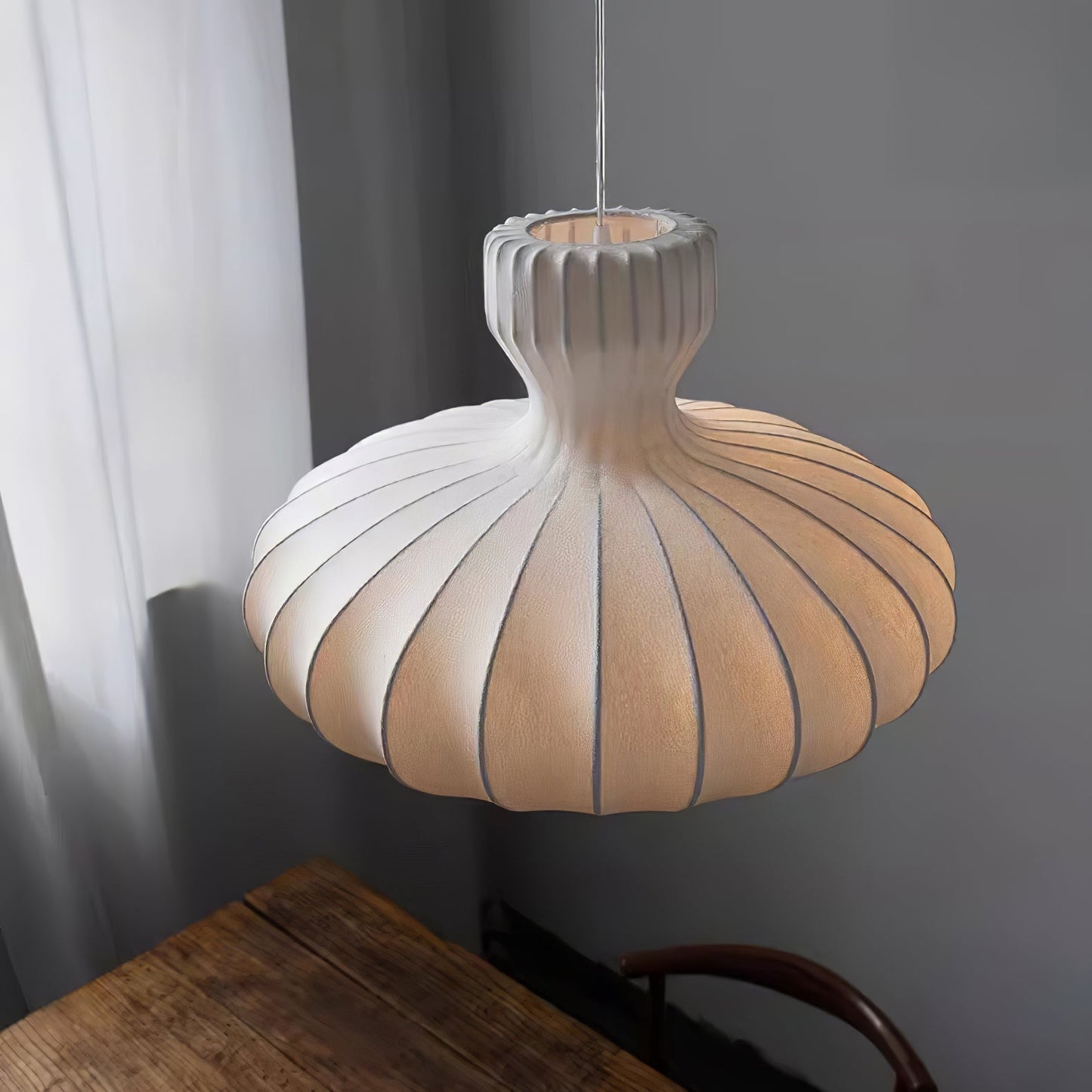 Suspension Bella Bloom - Lampe Vintage en Soie Naturelle et Métal