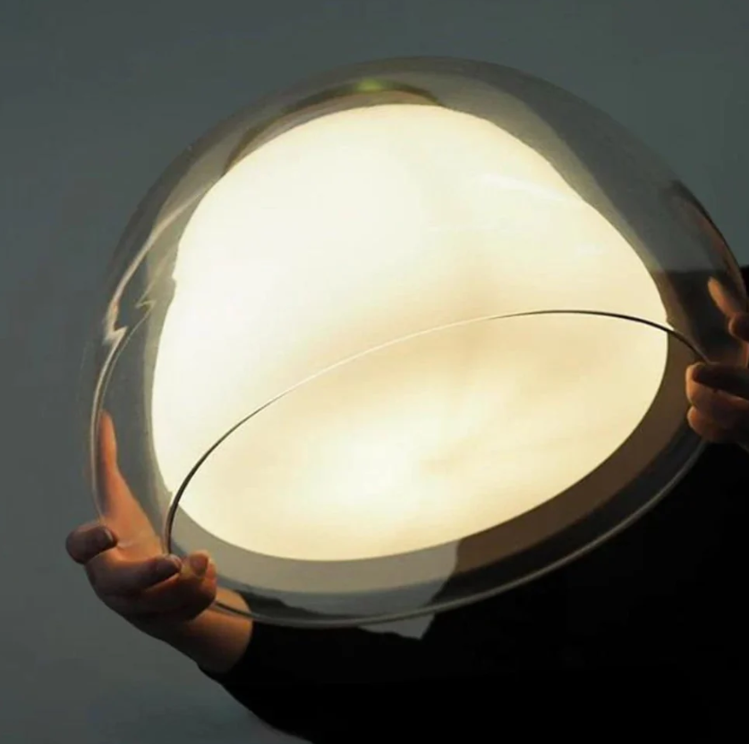 Suspension en Verre - Le Dôme Cristallin | Luminaire Élégant pour une Ambiance Moderne
