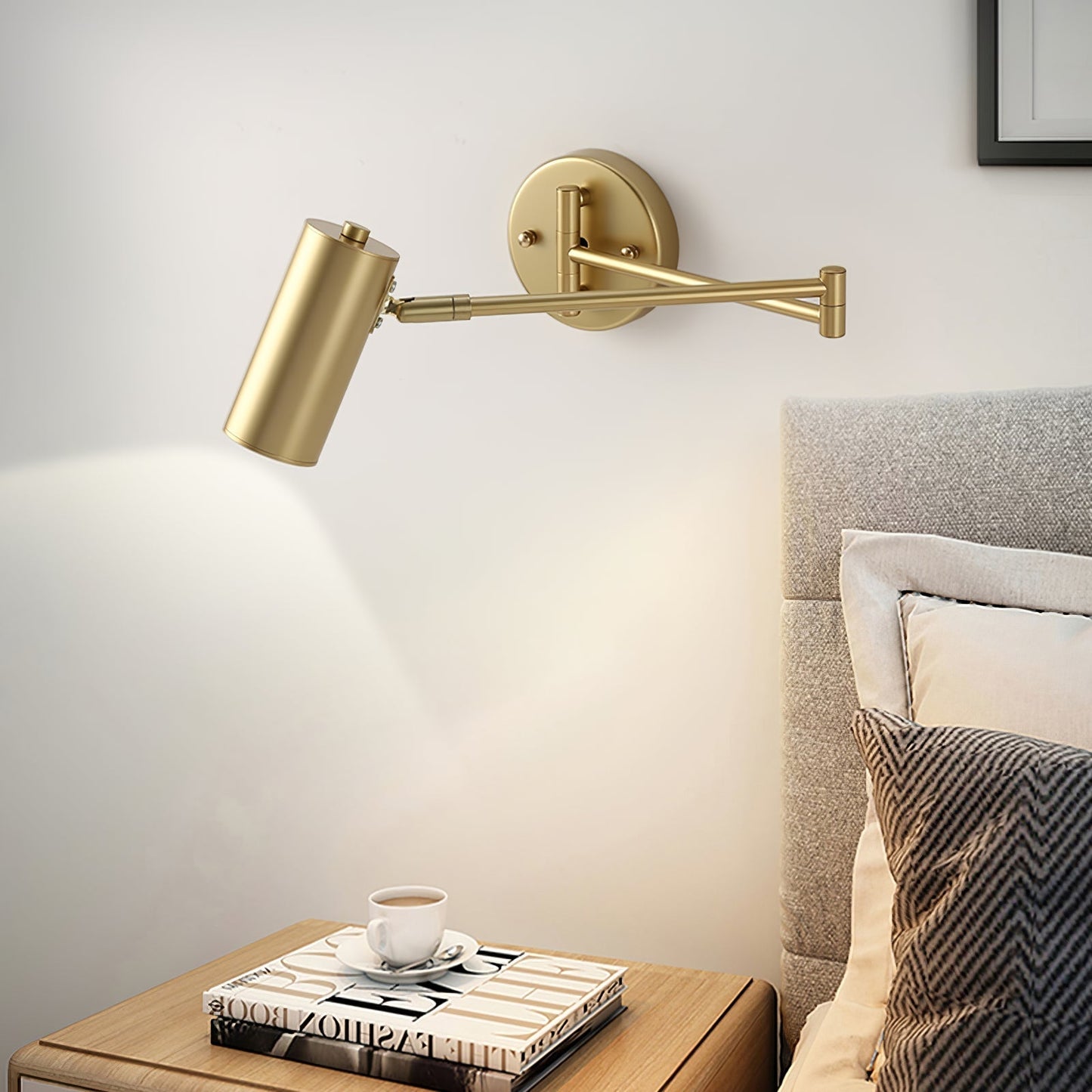 Applique Murale Moderne en Fer avec LED Intégrée - Design Élégant et Réglable