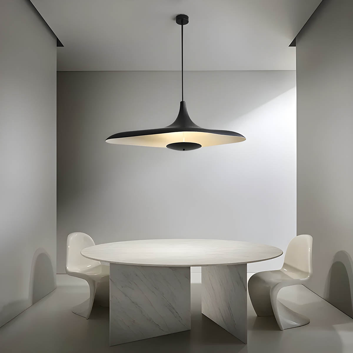 Suspension TIPI – Lampe au Design Unique en Résine, Élégance Moderne