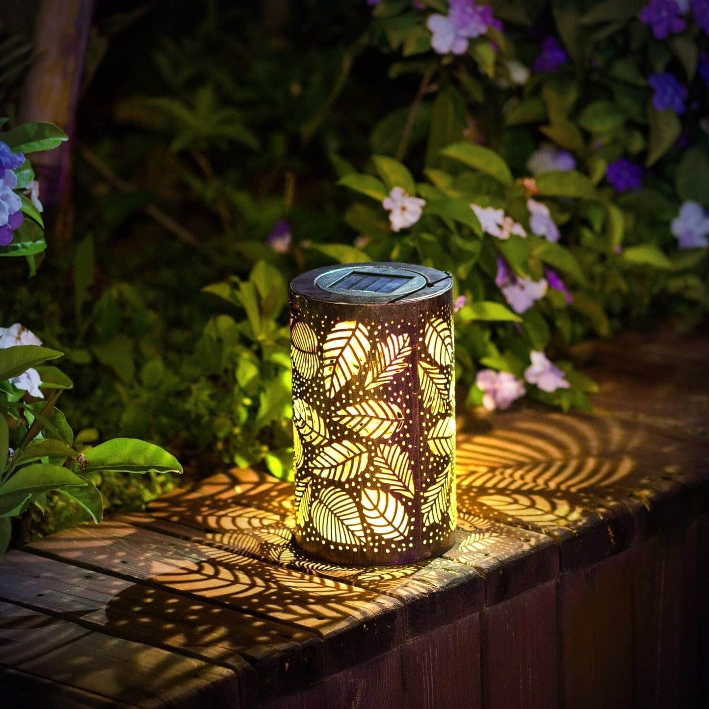 Luminous Leaf Lantern – Lampe Solaire Décorative en Forme de Feuilles, Éclairage Extérieur pour Jardin et Terrasse