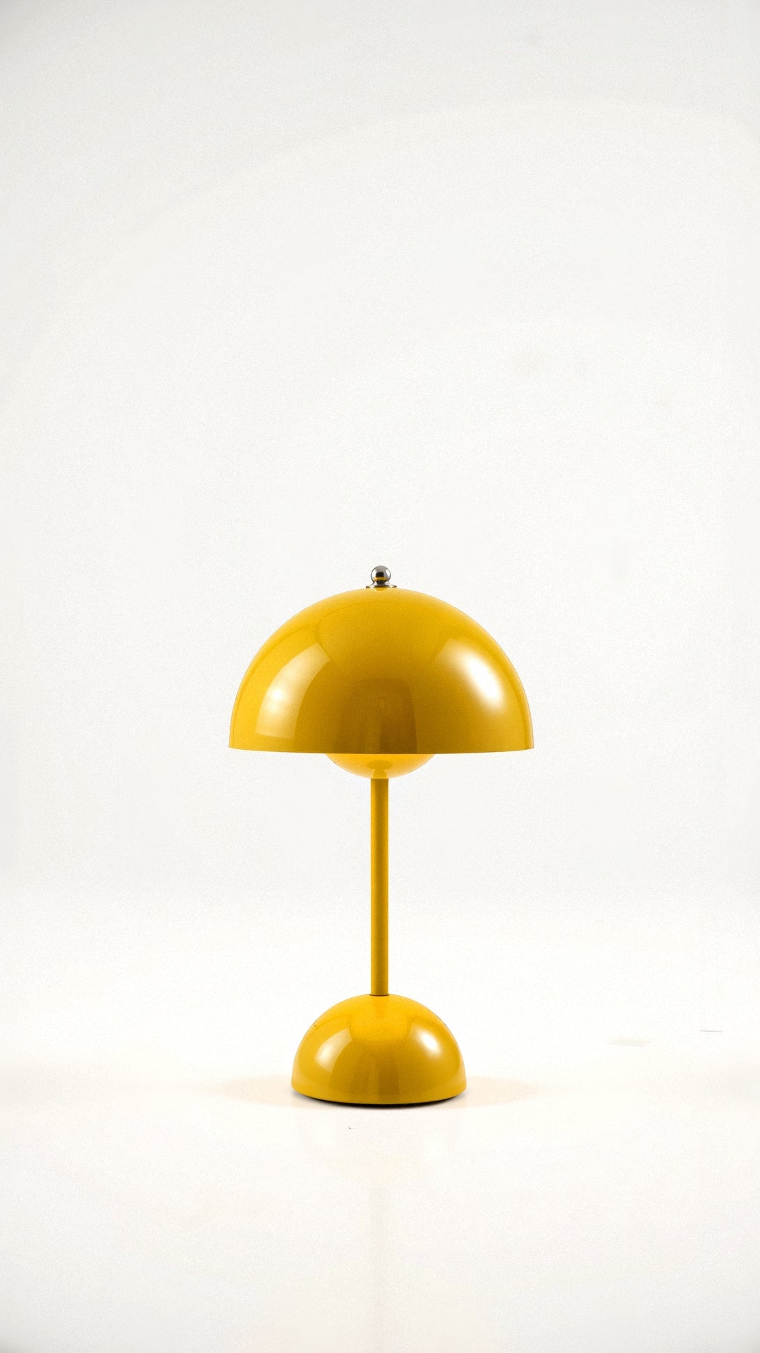 Lampe de Table Élégante et Moderne - Éclairage Ajustable et Raffiné