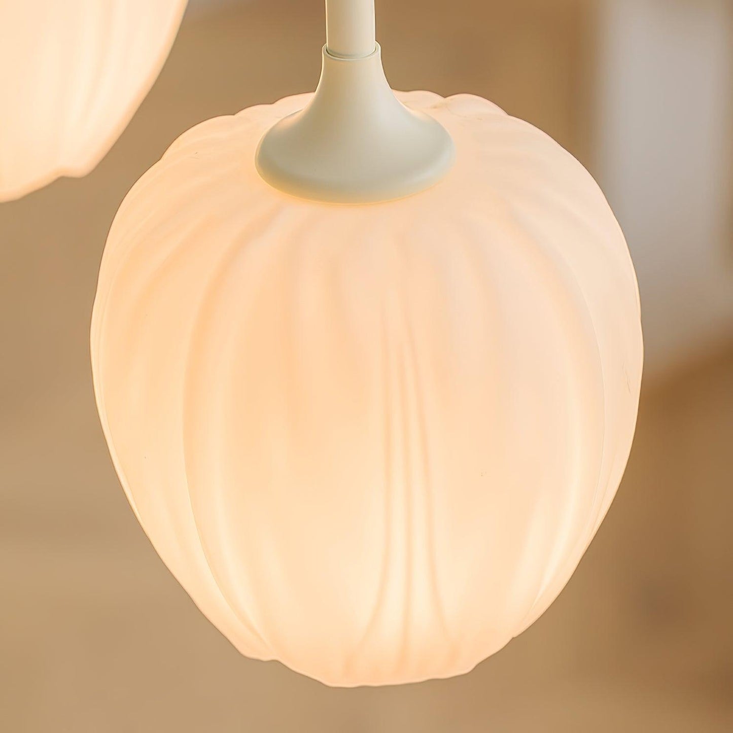 Chandelier Tulip Matcha – Design Élégant Inspiré des Fleurs de Tulipe et de la Couleur Matcha