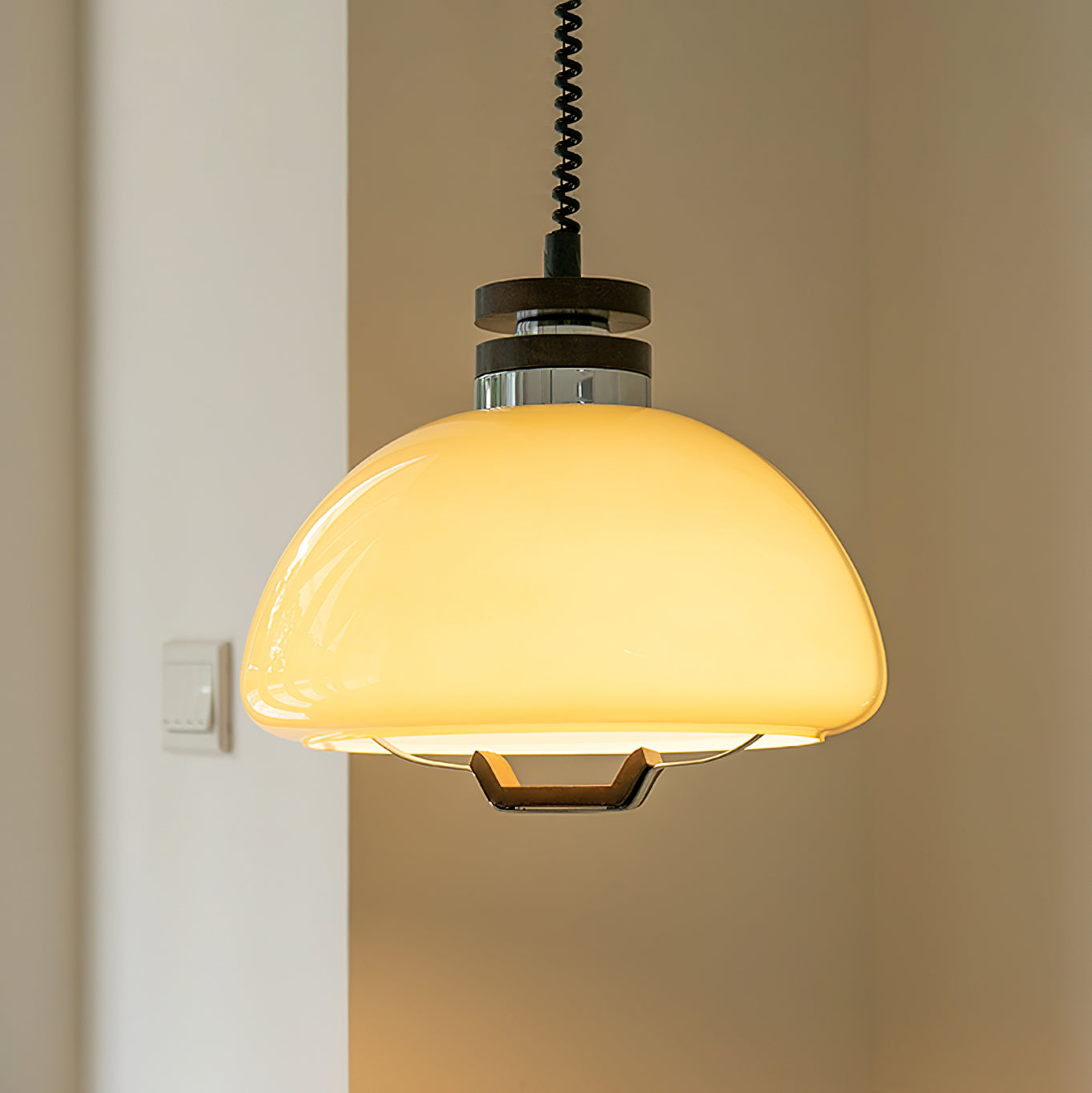 Suspension Vela-Pudding – Design Moderne et Éclairage Doux pour Votre Intérieur