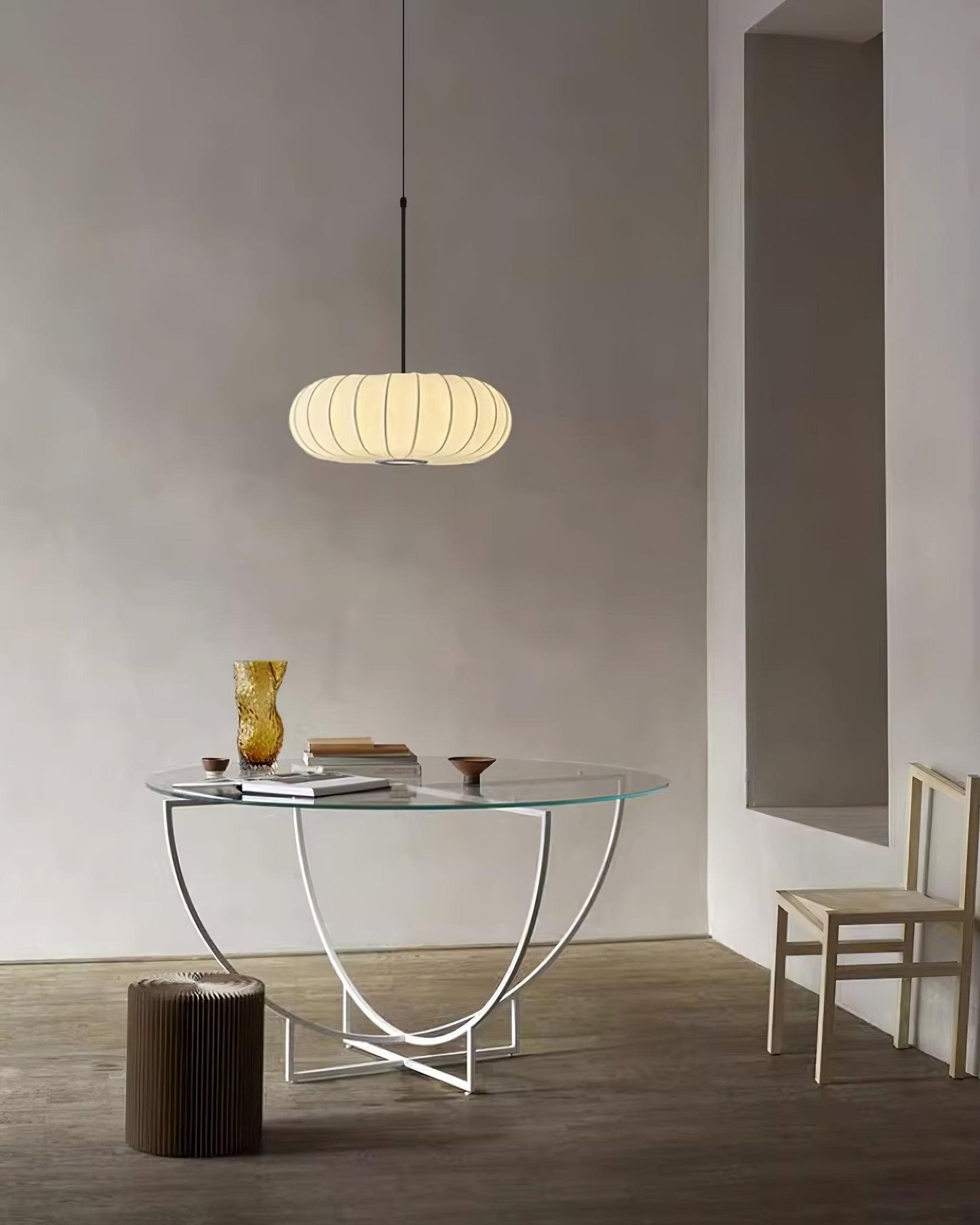Suspension Verona - Luminaire Minimaliste en Métal et Soie, Design Wabi-Sabi