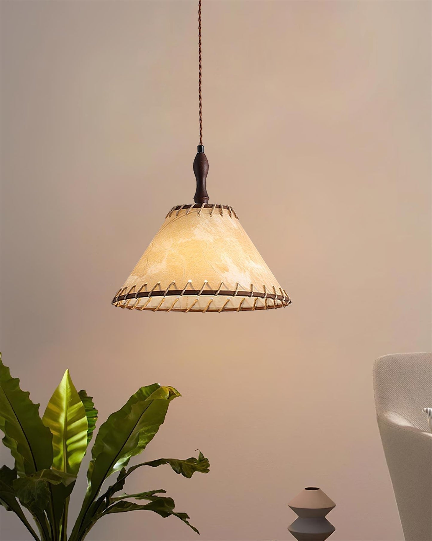 Suspension Bois et Tissu – Équilibre Naturel entre Élégance et Confort