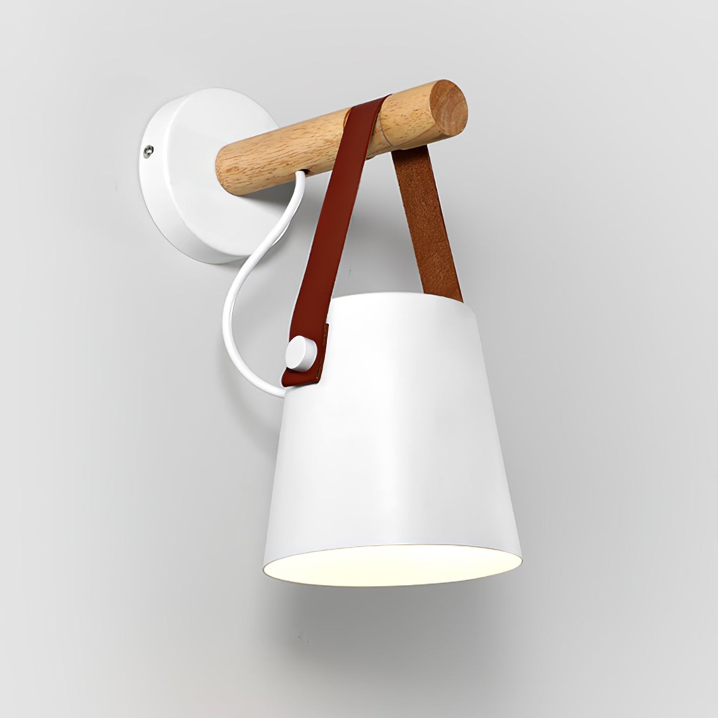 Applique Murale Scandinave en Bois et Cuir – Design Élégant avec Lumière LED Efficace