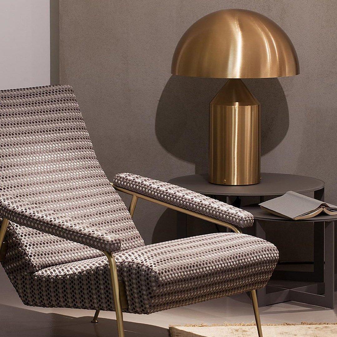 Lampe de Table Métal Lumino – Design Élégant & Éclairage Fonctionnel