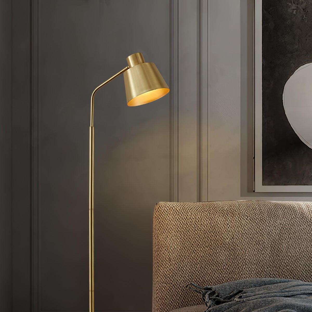 Lampadaire Zeid en Laiton – Élégance Moderne avec Structure Minimaliste et Éclairage LED