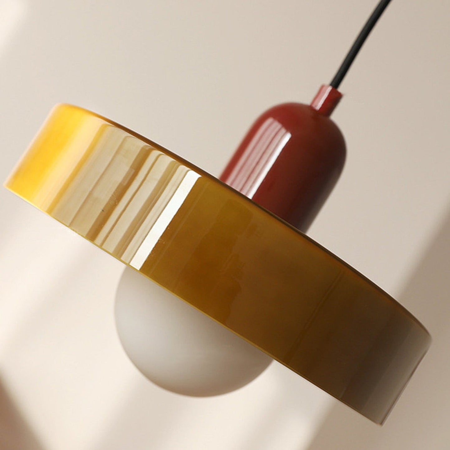 Suspension Bauhaus - Lampe Moderne en Verre, Design Élégant et Fonctionnel