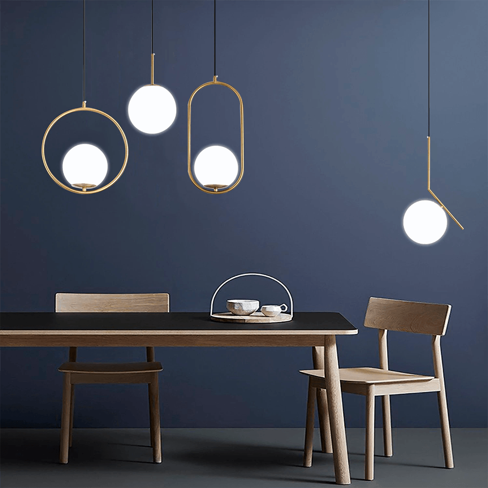 Suspension Élégante Drop – Lampe Pendentif Design Moderne en Métal avec Abat-jour en Verre