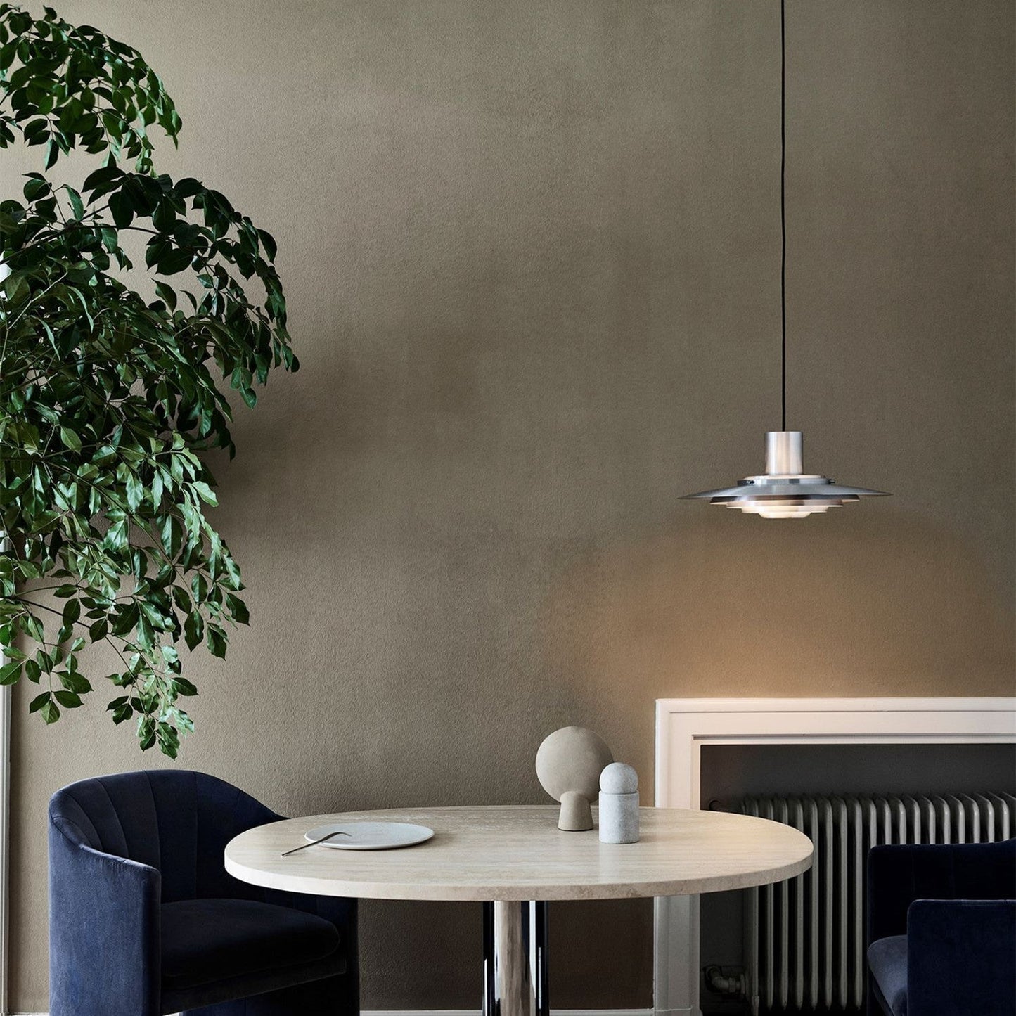 Suspension LED Moderne en Fer et Aluminium - Lampe Design Scandinave