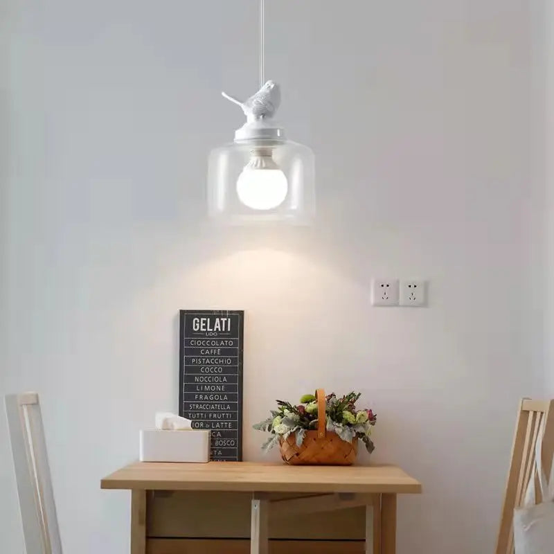 Suspension Élégante à Motif Oiseau – Design Naturel et Moderne