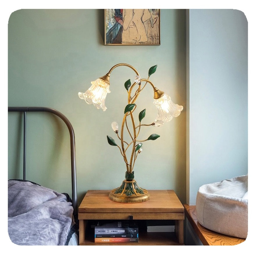 Lampe de Table Fleurie - Design Vintage en Fer, Cristal et Verre pour Chambre ou Salon