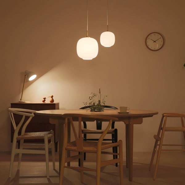Suspension Moderne en Verre Opale Nordique - Lampe Élégante pour Votre Intérieur
