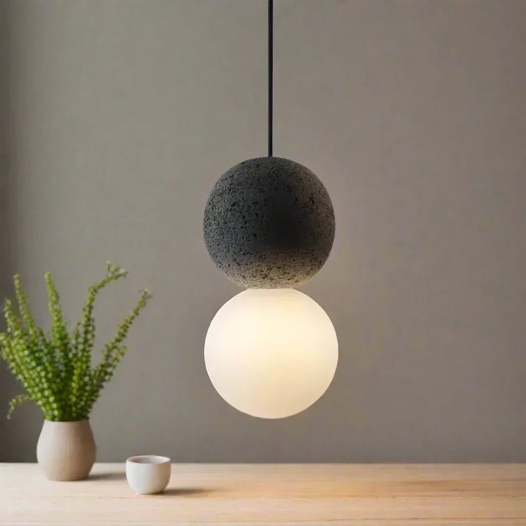 Suspension Origo – Design Géométrique en Pierre Volcanique et Diffuseur en Verre Opale