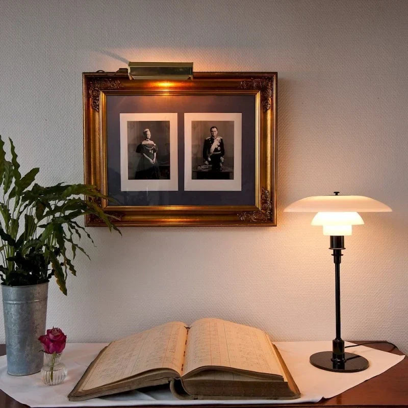 Lampe de Table Disc Multilayer Metal – Élégance Moderne et Ambiance Apaisante