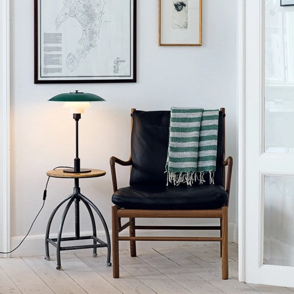 Lampe de Table Disc Multilayer Metal – Élégance Moderne et Ambiance Apaisante