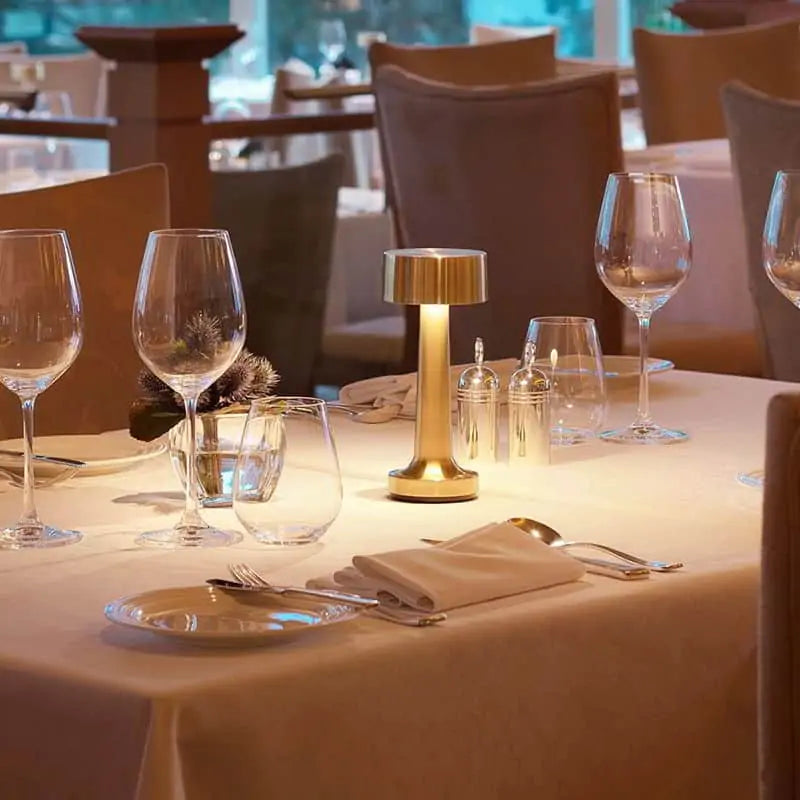 Lampe de Table LuxGlow – Éclairage LED Dimmbale pour Ambiance Chic